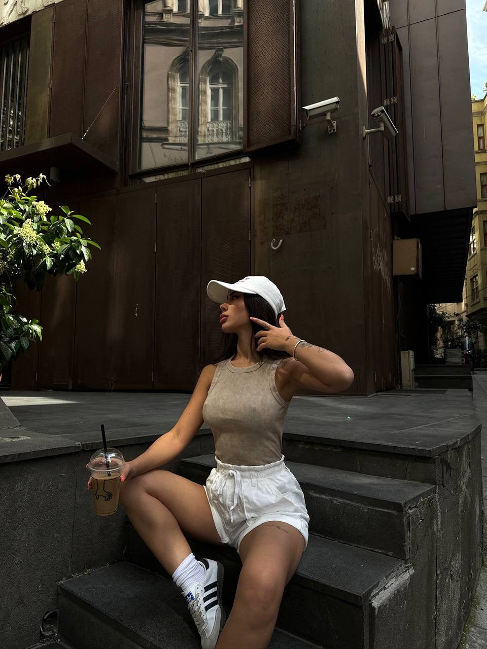 Top Francesca tmavý béžový